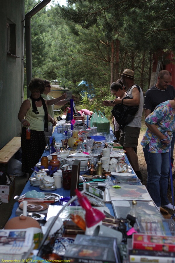 Fleißige Helfer beim Sommerfest im Tierheim Verlorenwasser